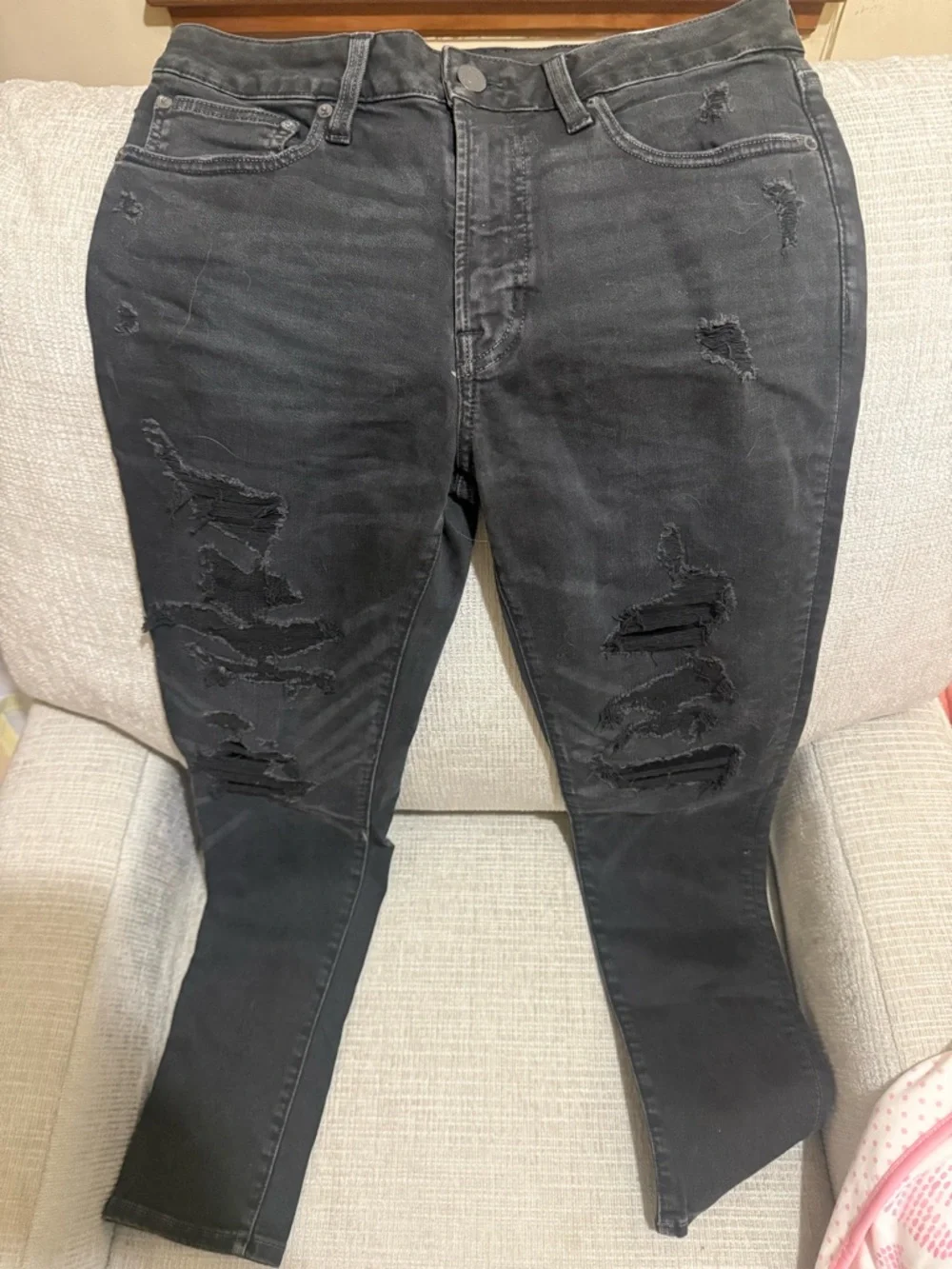 American Eagle Outfitters Black Distressed Skinny Jeans - Picture 1 of 5